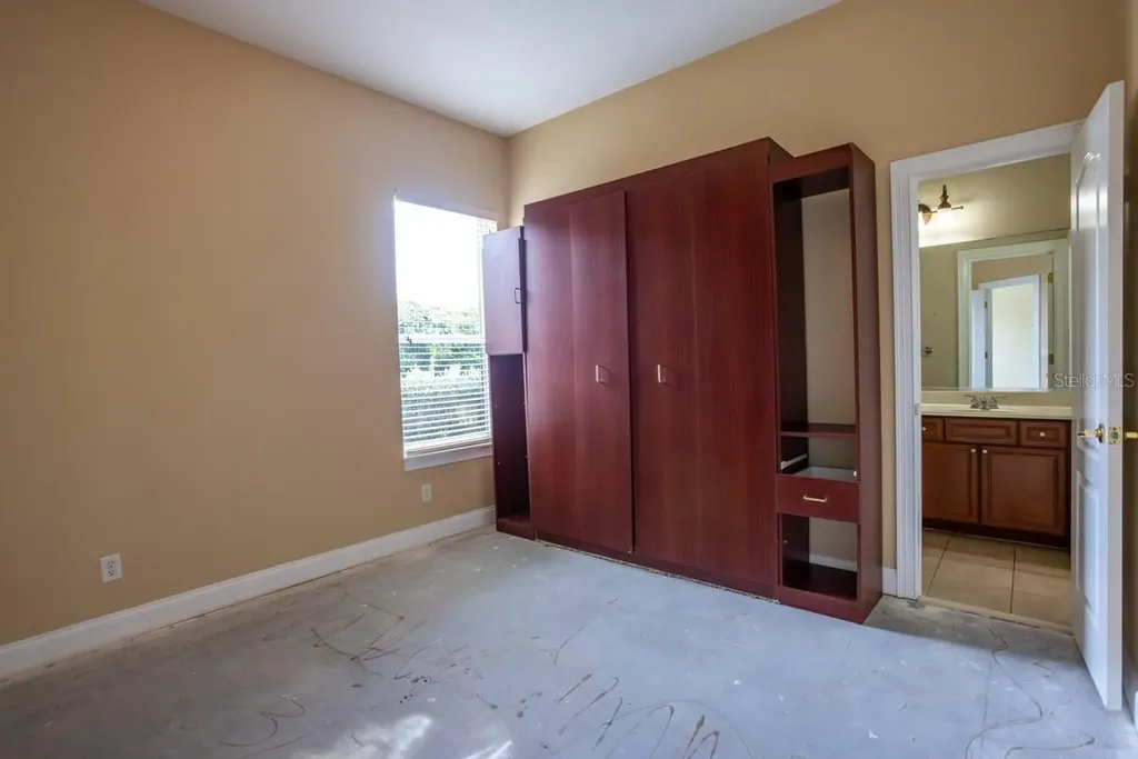 25609 Hawks Run Lane Sorrento FL 32776