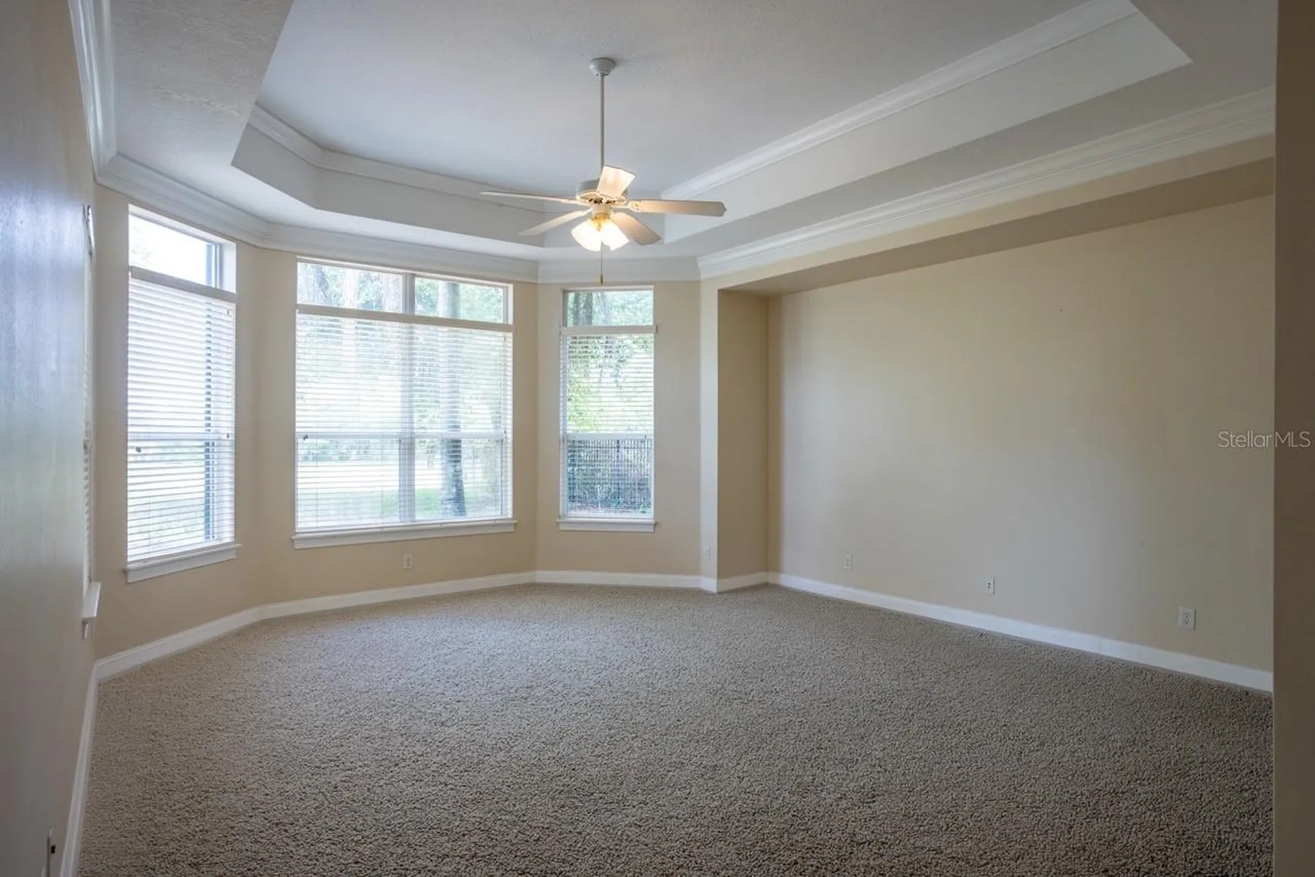 25609 Hawks Run Lane Sorrento FL 32776