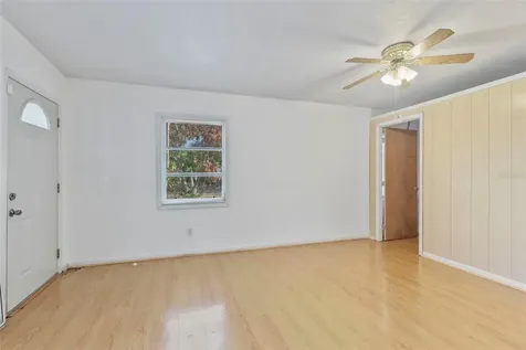 21070 Delake Avenue Port Charlotte FL 33954