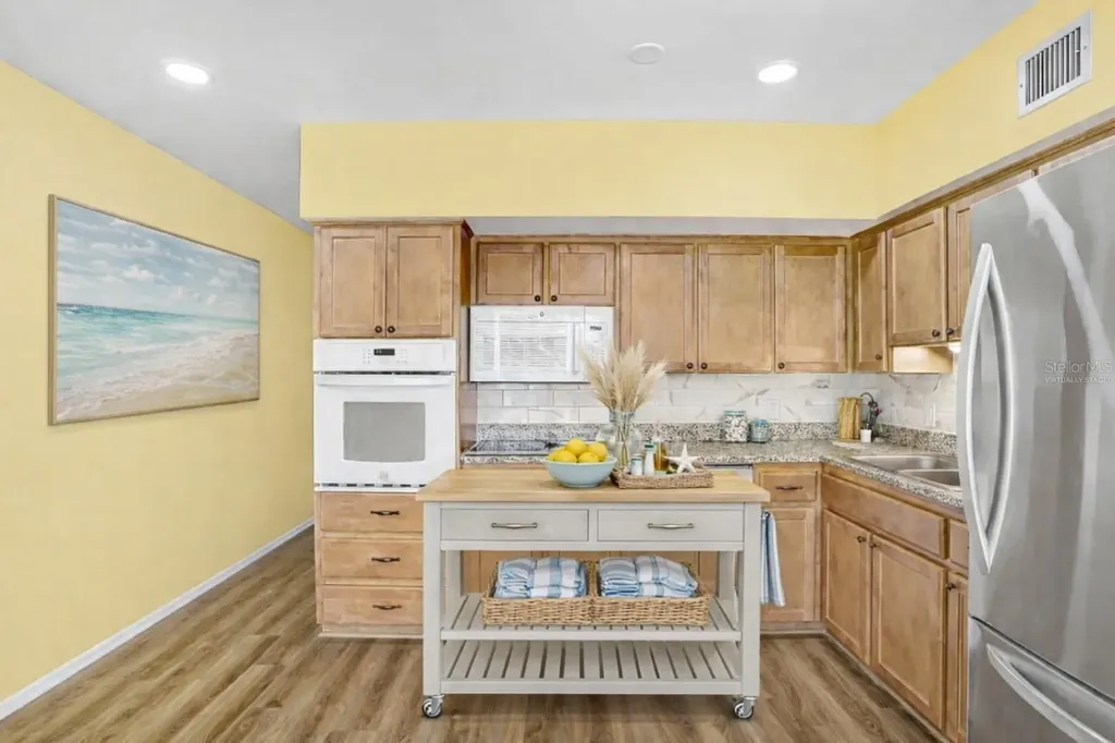 2285 Israeli Drive Clearwater FL 33763