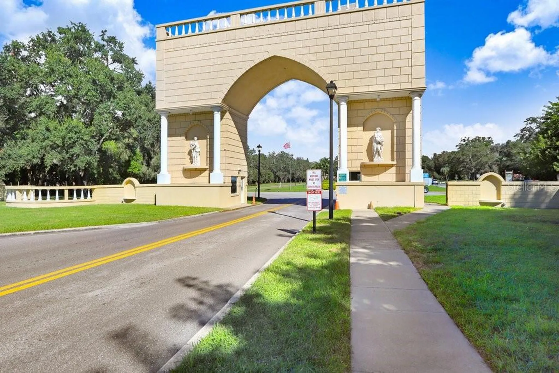 2285 Israeli Drive Clearwater FL 33763