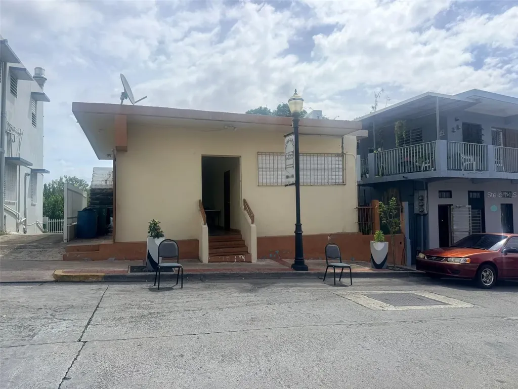 4 Calle Mateo Fajardo Calle Mateo Fajardo Hormigueros PR 00660