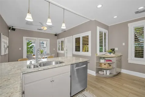 2909 W San Isidro Street Tampa FL 33629