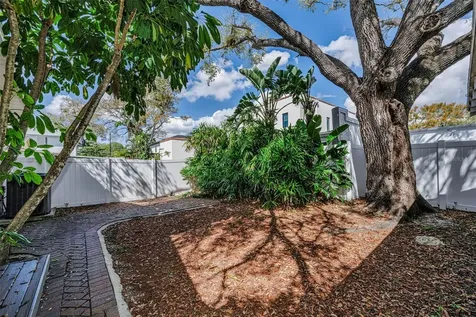 2909 W San Isidro Street Tampa FL 33629