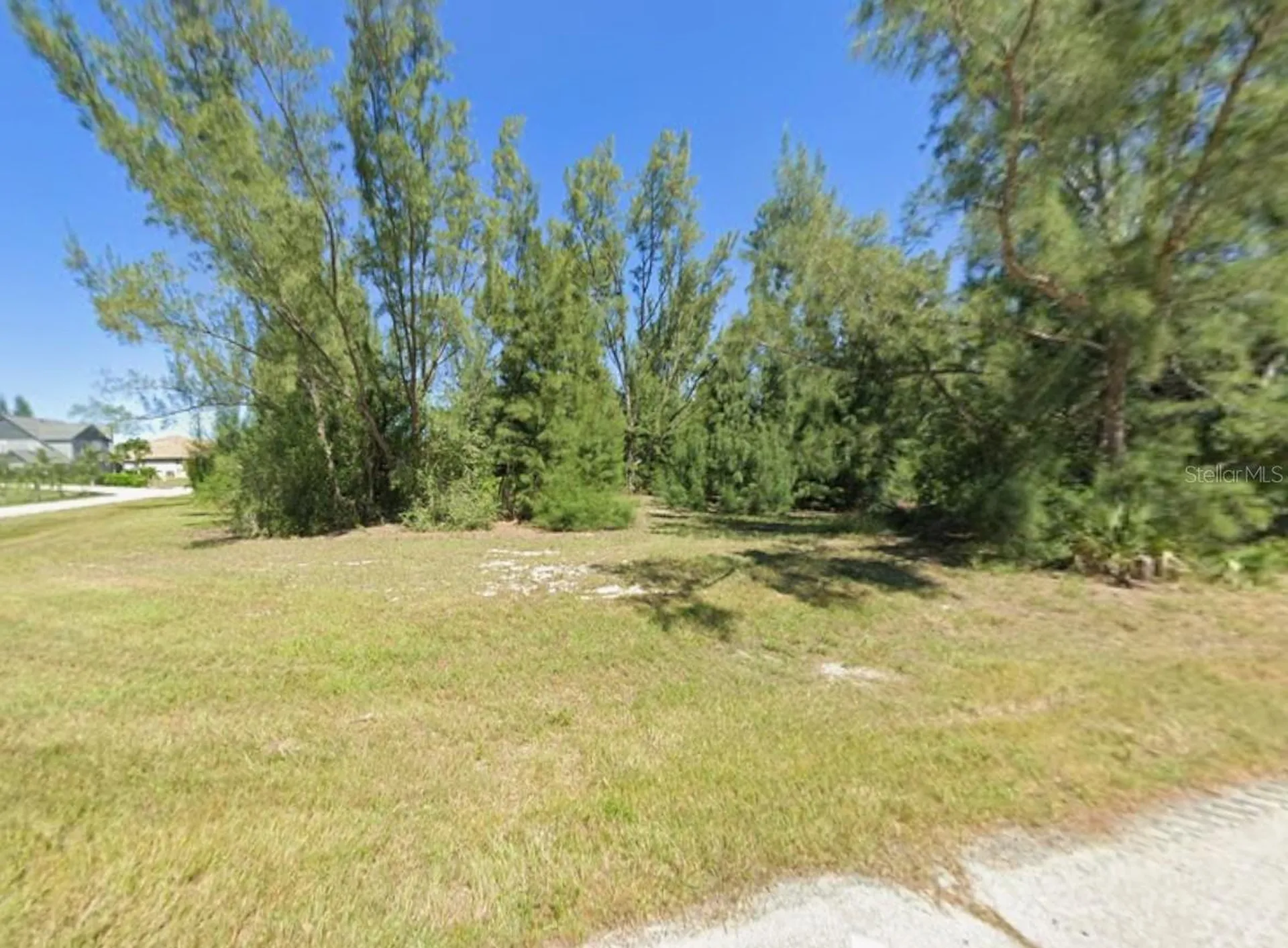 4409 NW 21st Street Cape Coral FL 33993