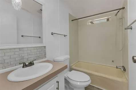 1000 Kings Highway Port Charlotte FL 33980