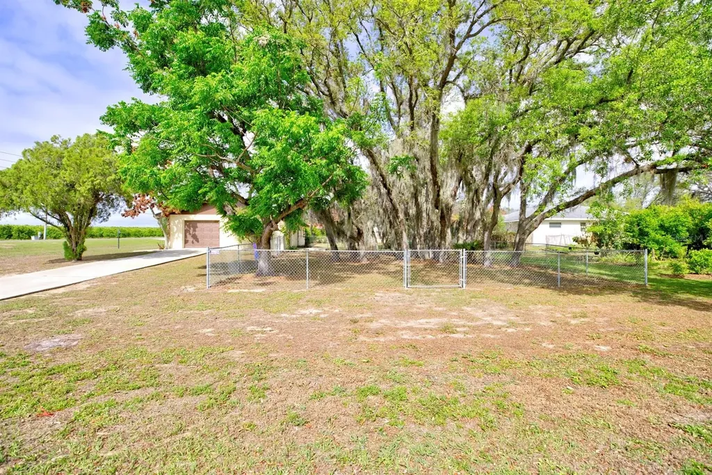 2052 W Stryker Road Avon Park FL 33825
