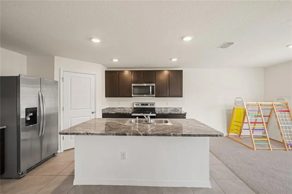 36727 Spanish Rose Drive Dade City FL 33525