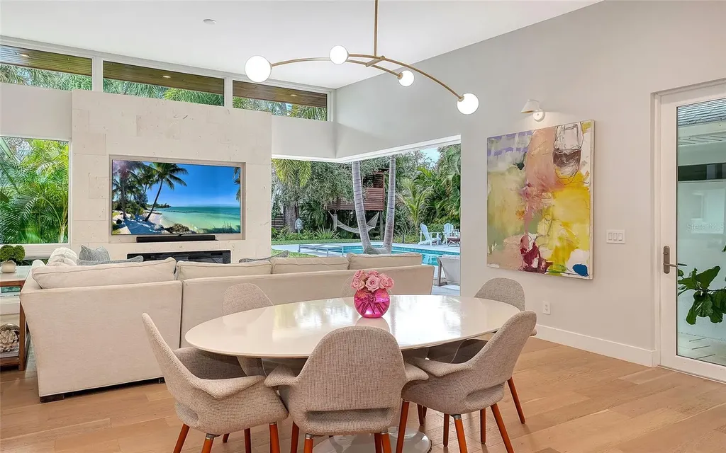 1731 Cunliff Lane Sarasota FL 34239