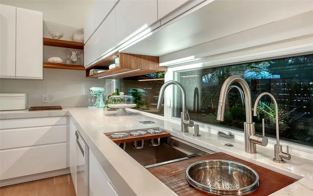 1731 Cunliff Lane Sarasota FL 34239
