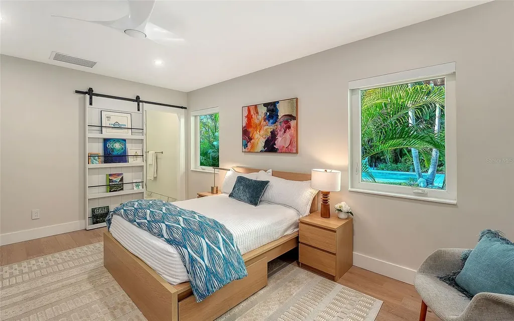 1731 Cunliff Lane Sarasota FL 34239