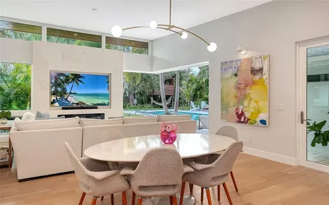 1731 Cunliff Lane Sarasota FL 34239