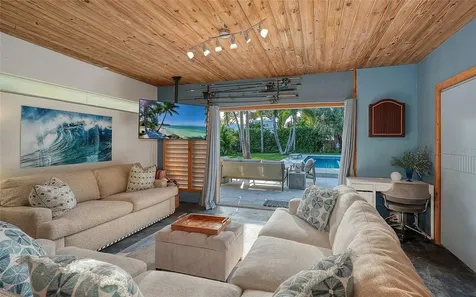 1731 Cunliff Lane Sarasota FL 34239