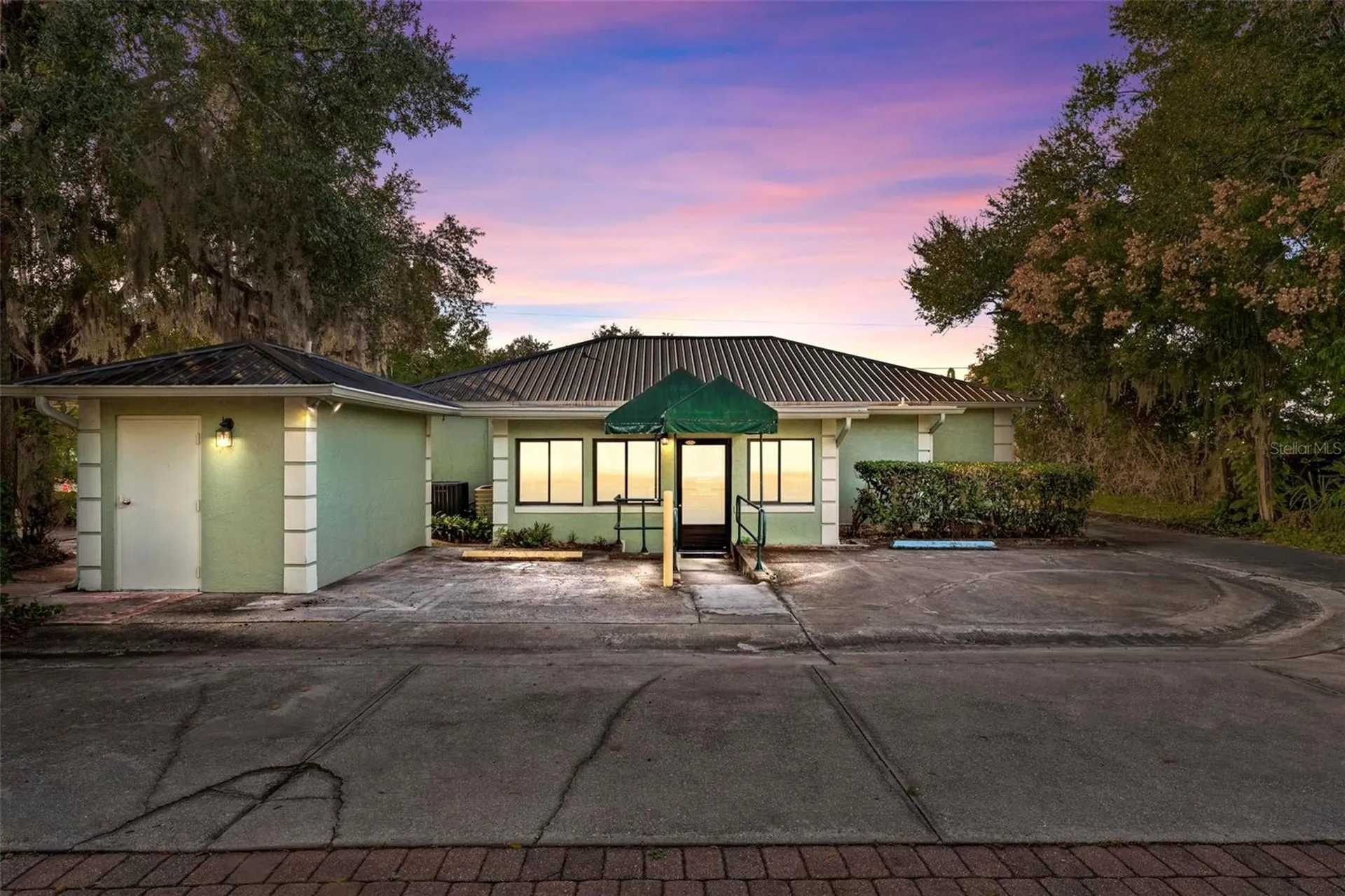 1318 S Eustis Street Eustis FL 32726