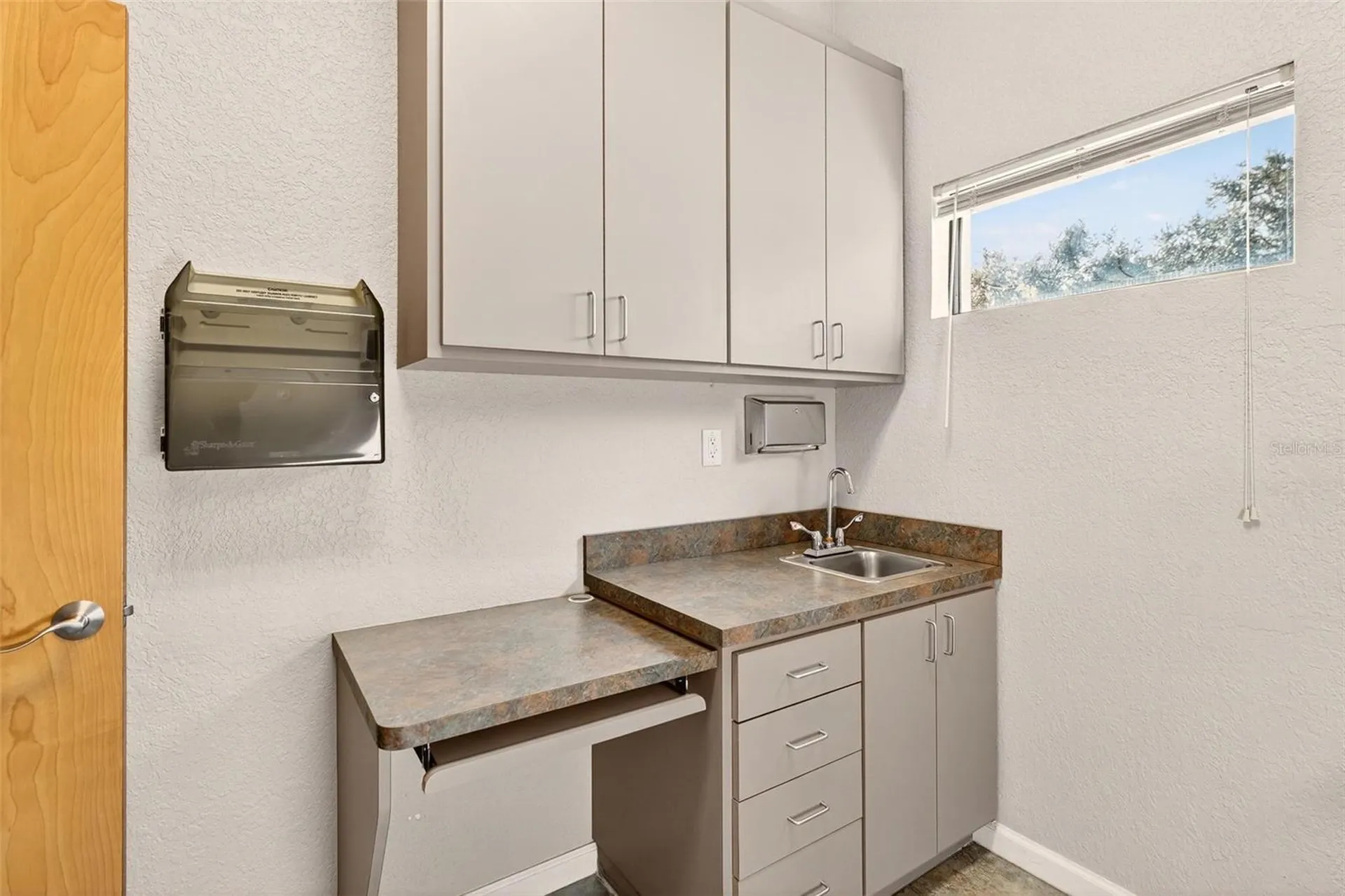 1318 S Eustis Street Eustis FL 32726