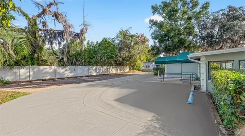 1318 S Eustis Street Eustis FL 32726