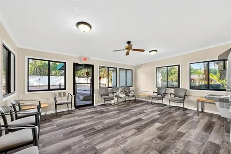 1318 S Eustis Street Eustis FL 32726