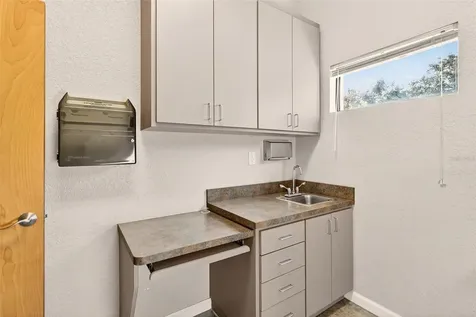 1318 S Eustis Street Eustis FL 32726