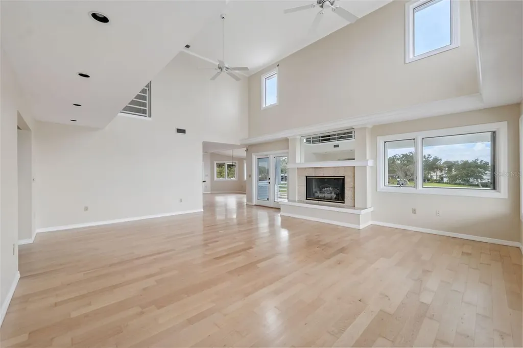 1906 Gulfview Drive Holiday FL 34691