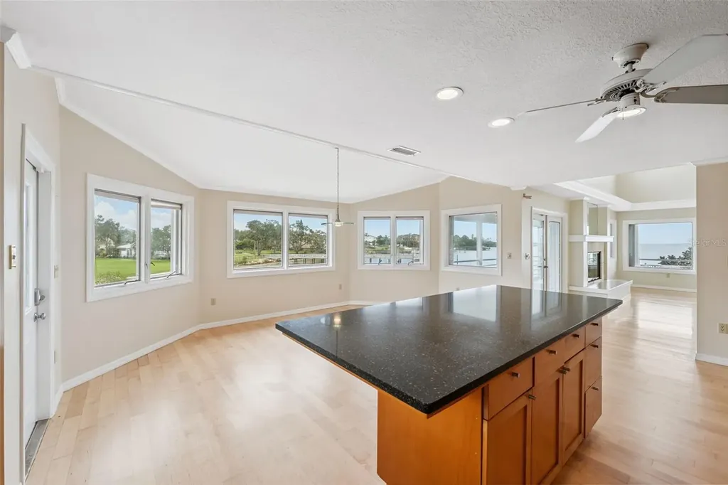 1906 Gulfview Drive Holiday FL 34691