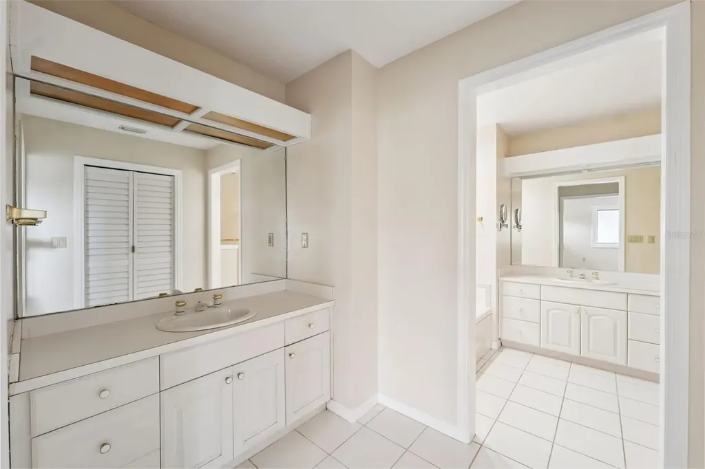 1906 Gulfview Drive Holiday FL 34691
