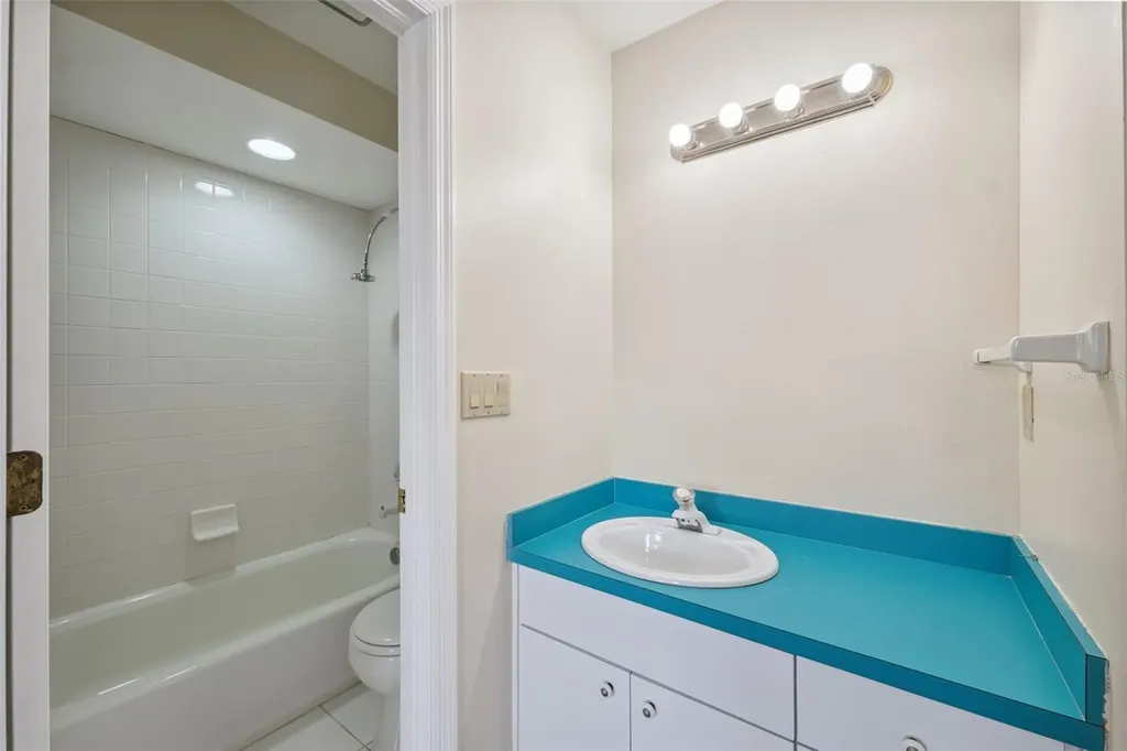 1906 Gulfview Drive Holiday FL 34691