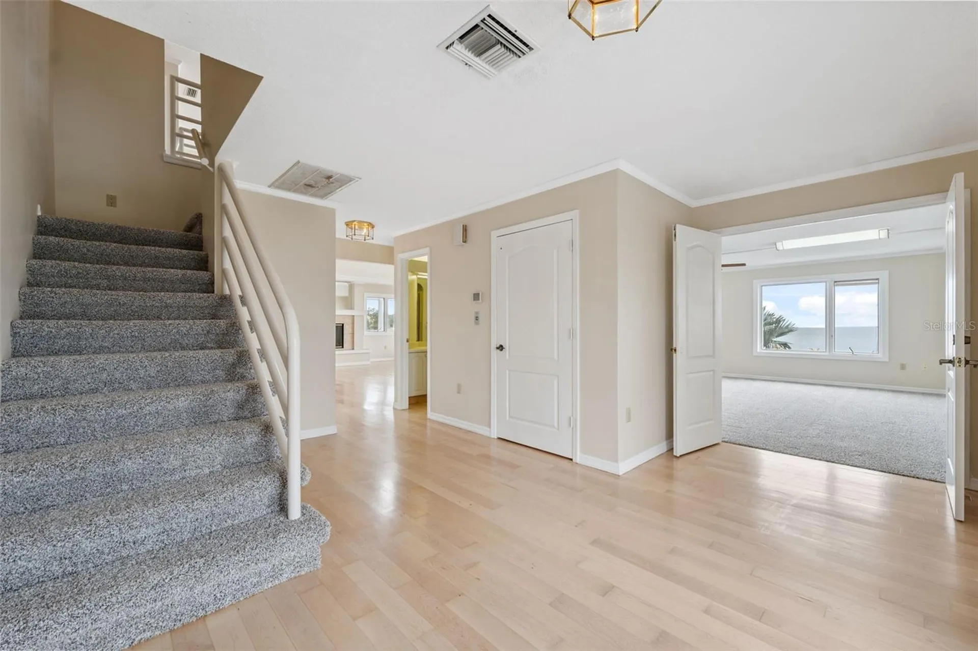 1906 Gulfview Drive Holiday FL 34691