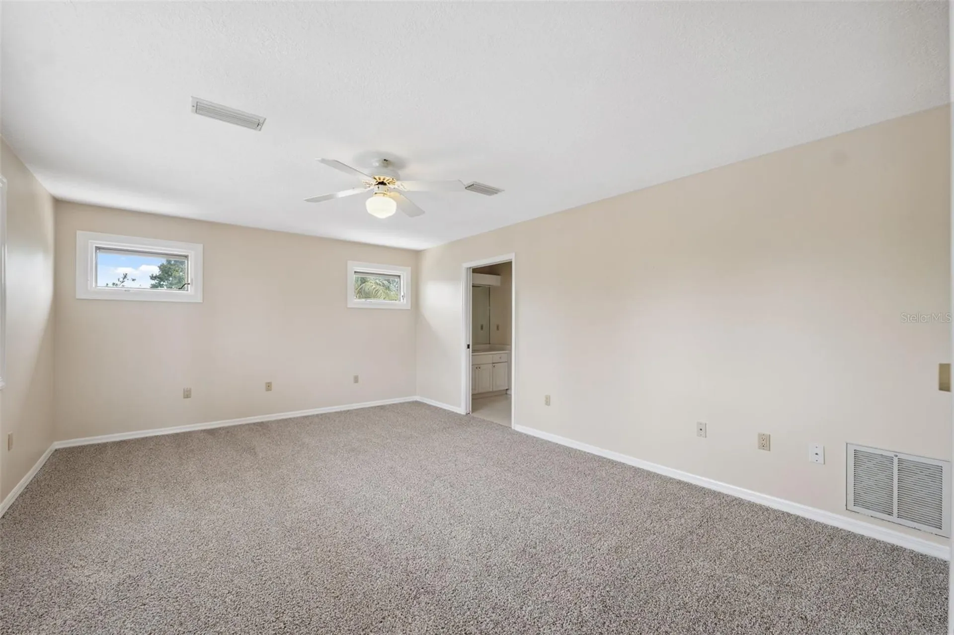 1906 Gulfview Drive Holiday FL 34691
