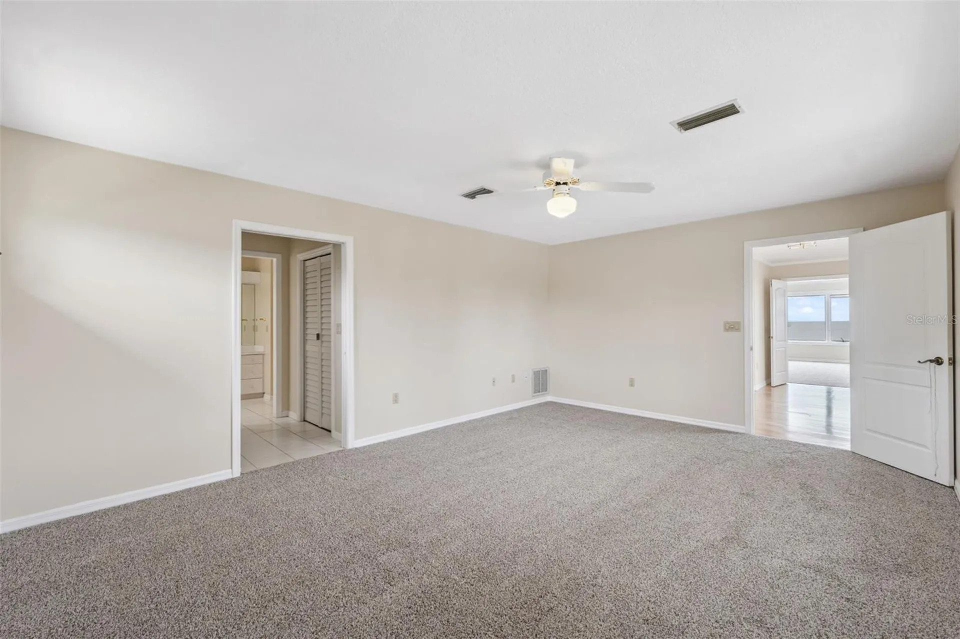 1906 Gulfview Drive Holiday FL 34691