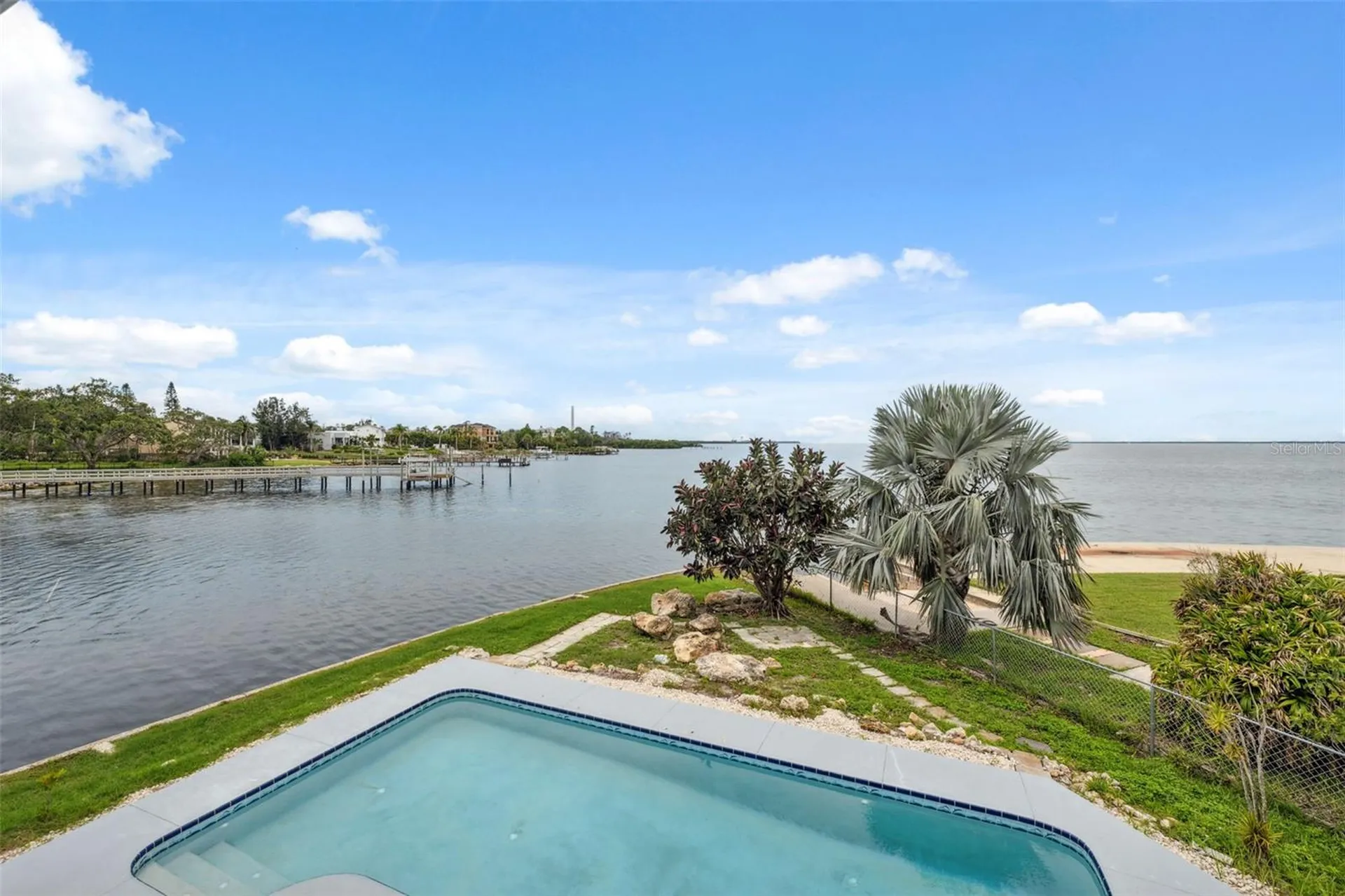 1906 Gulfview Drive Holiday FL 34691