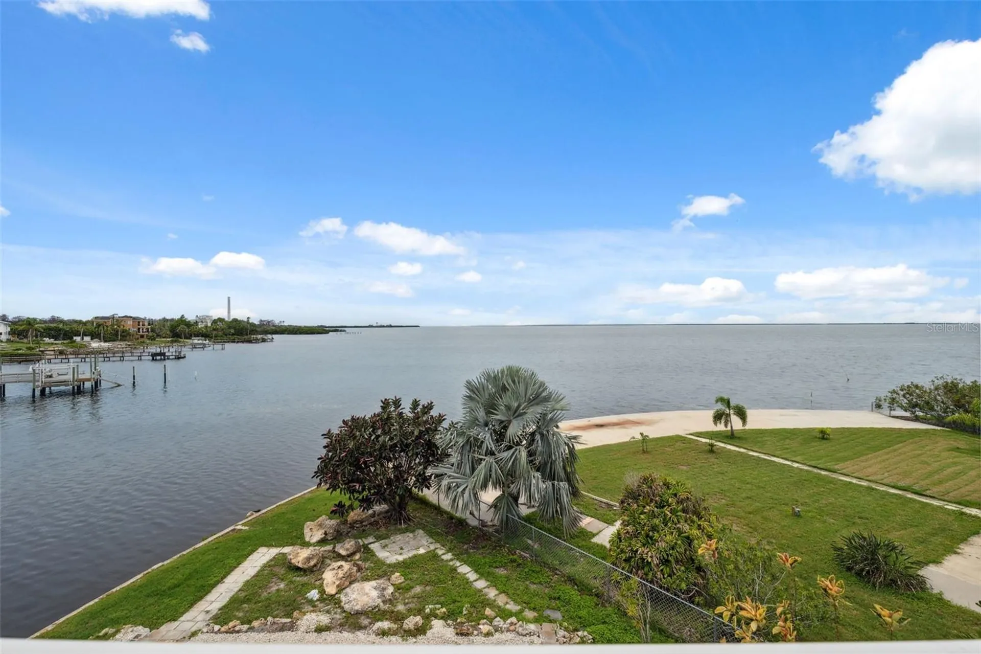 1906 Gulfview Drive Holiday FL 34691