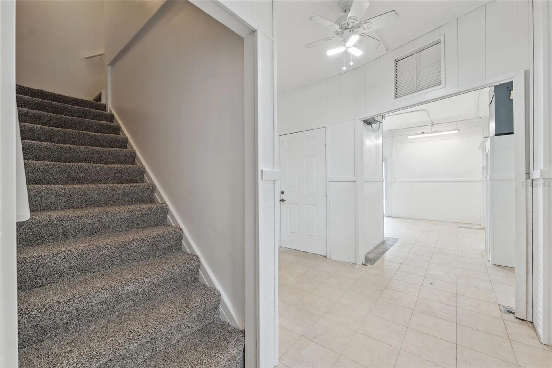 1906 Gulfview Drive Holiday FL 34691