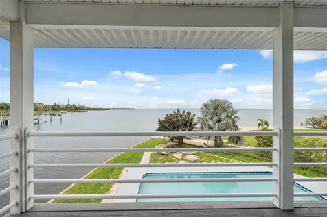 1906 Gulfview Drive Holiday FL 34691