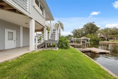 1906 Gulfview Drive Holiday FL 34691