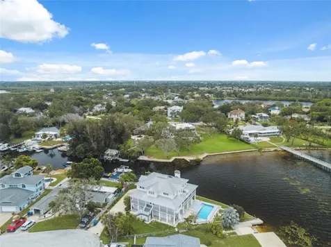 1906 Gulfview Drive Holiday FL 34691
