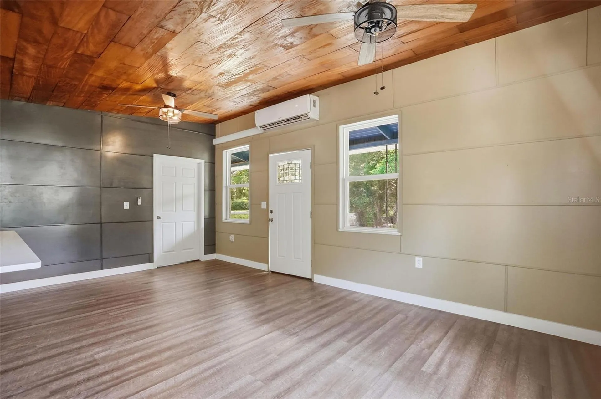 320 S Otis Avenue Lecanto FL 34461