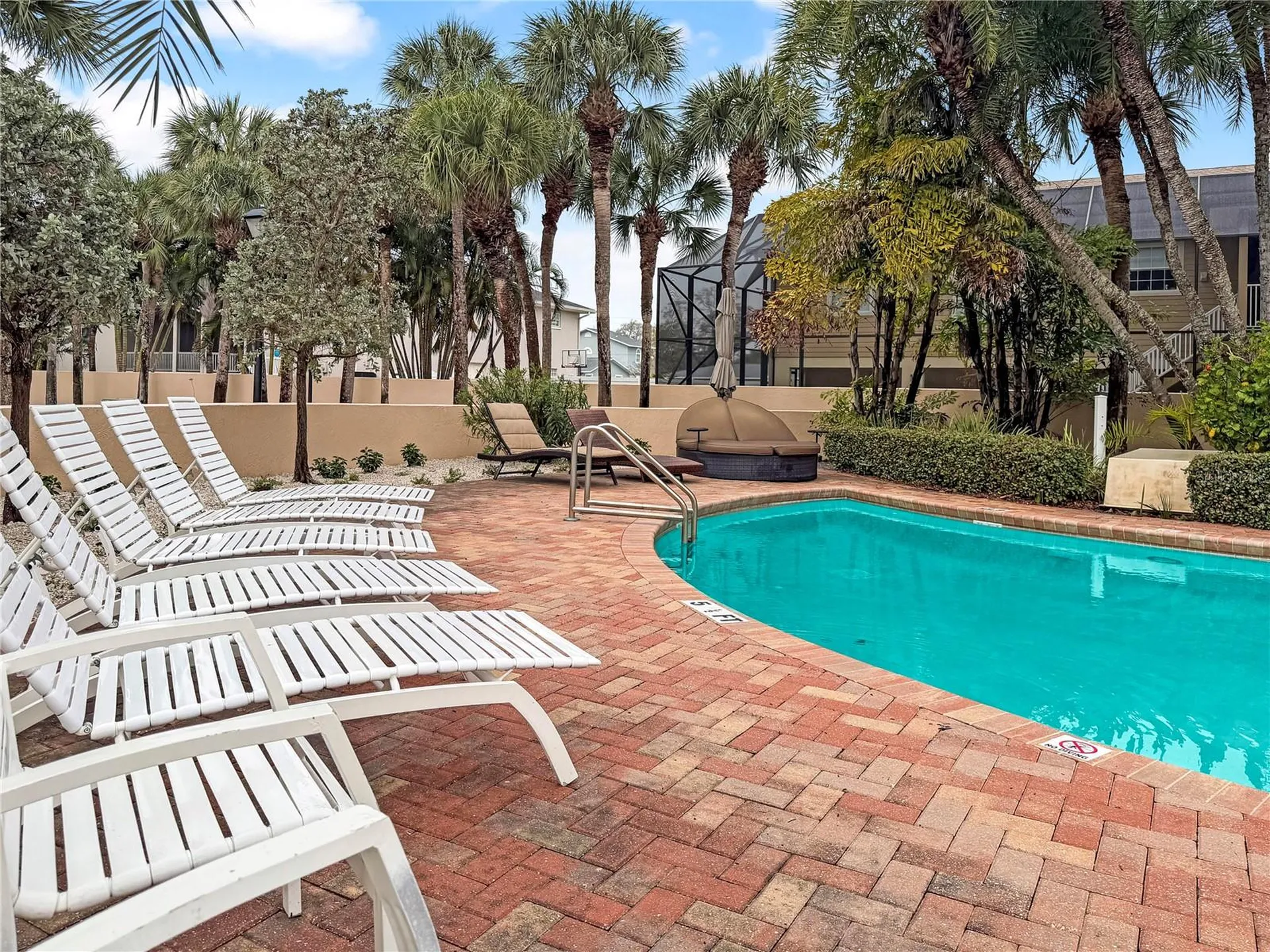 1630 Royal Palm Drive S St Petersburg FL 33707
