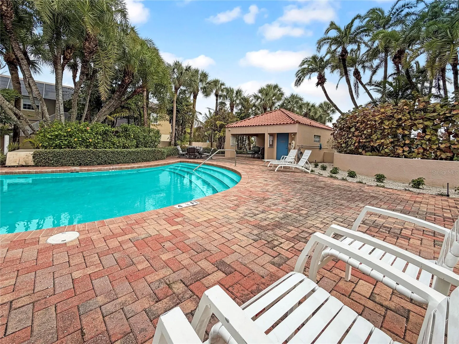 1630 Royal Palm Drive S St Petersburg FL 33707