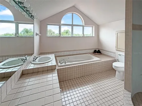 1630 Royal Palm Drive S St Petersburg FL 33707