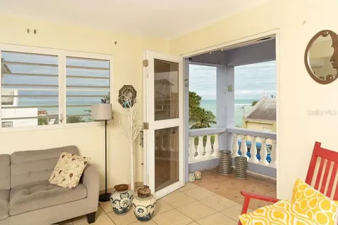 112 Calle Muñoz Rivera Vieques PR 00765