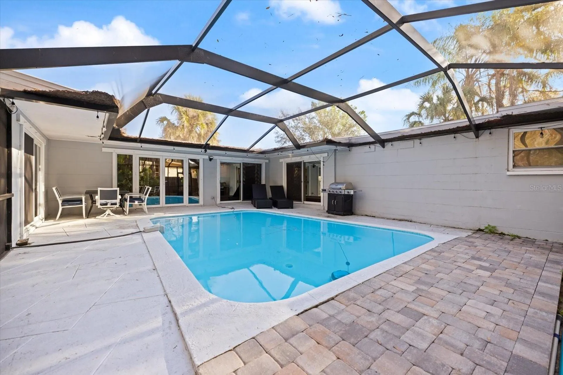 432 Country Club Drive Oldsmar FL 34677