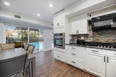 432 Country Club Drive Oldsmar FL 34677