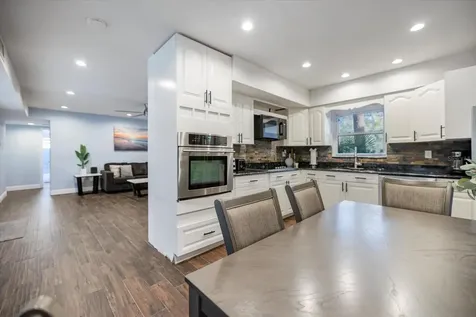 432 Country Club Drive Oldsmar FL 34677