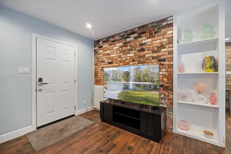 432 Country Club Drive Oldsmar FL 34677
