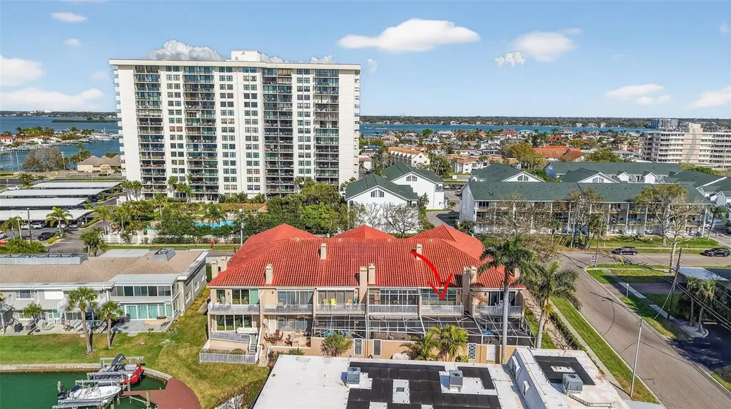 348 Larboard Way Clearwater Beach FL 33767