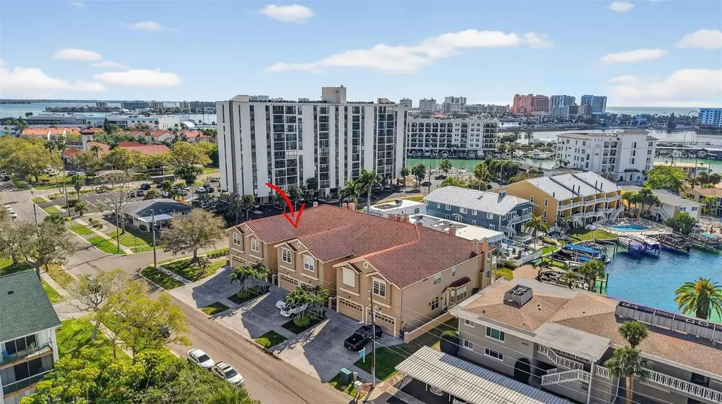 348 Larboard Way Clearwater Beach FL 33767