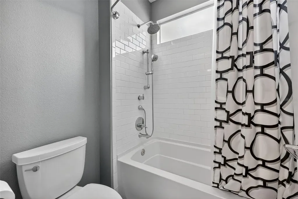 348 Larboard Way Clearwater Beach FL 33767