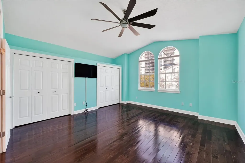 348 Larboard Way Clearwater Beach FL 33767