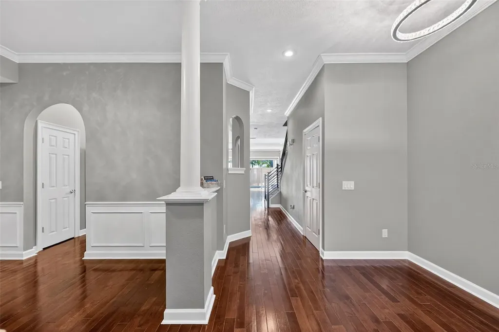 348 Larboard Way Clearwater Beach FL 33767