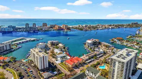 348 Larboard Way Clearwater Beach FL 33767